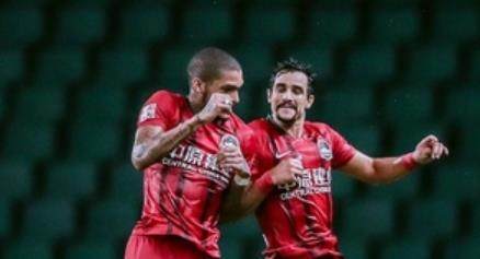 1636037460394030211.jpg klj.jpg