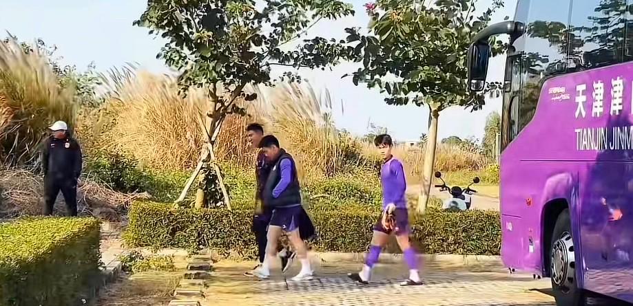 世界杯官网直播app下载官方入口-博主：此前传闻离队的门将方镜淇，已出现在津门虎冬训阵容中