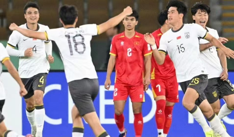 世界杯比赛直播地址-3-0、1-0!亚洲杯决赛席位出炉,中国踢疯5场0失球,和日本争冠