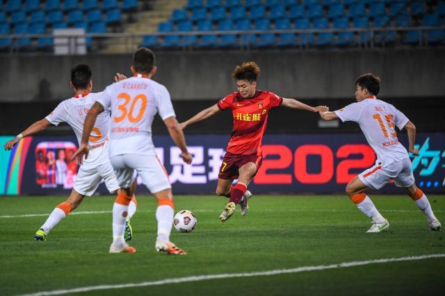 世界杯官网直播app下载官方入口-【中超】两大奇兵替补登场救主 河北队1比1平武汉队